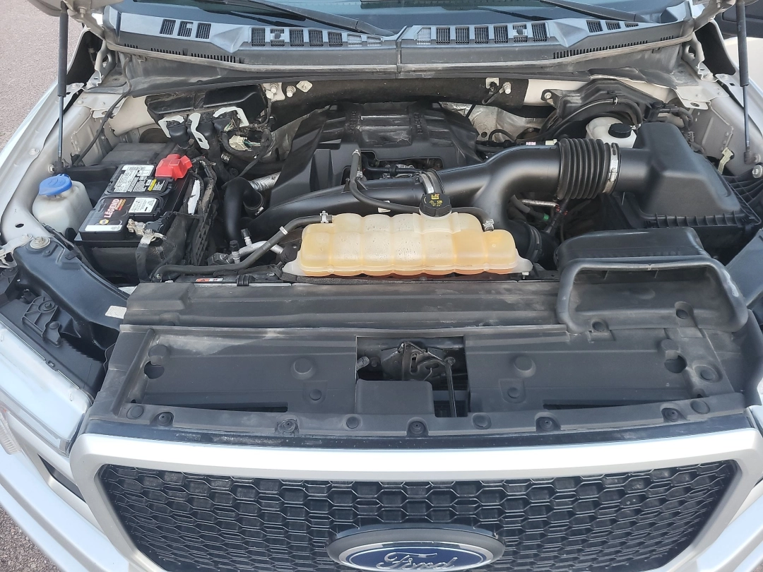 2018 Ford F-150 XLT photo 2