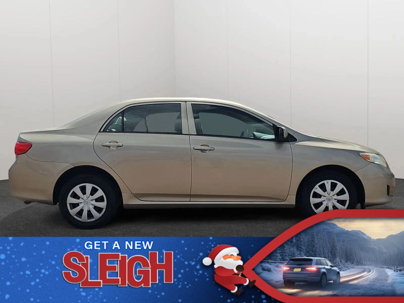 2010 Toyota Corolla LE's photo