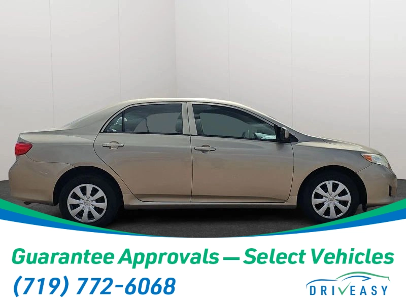 2010 Toyota Corolla LE's photo